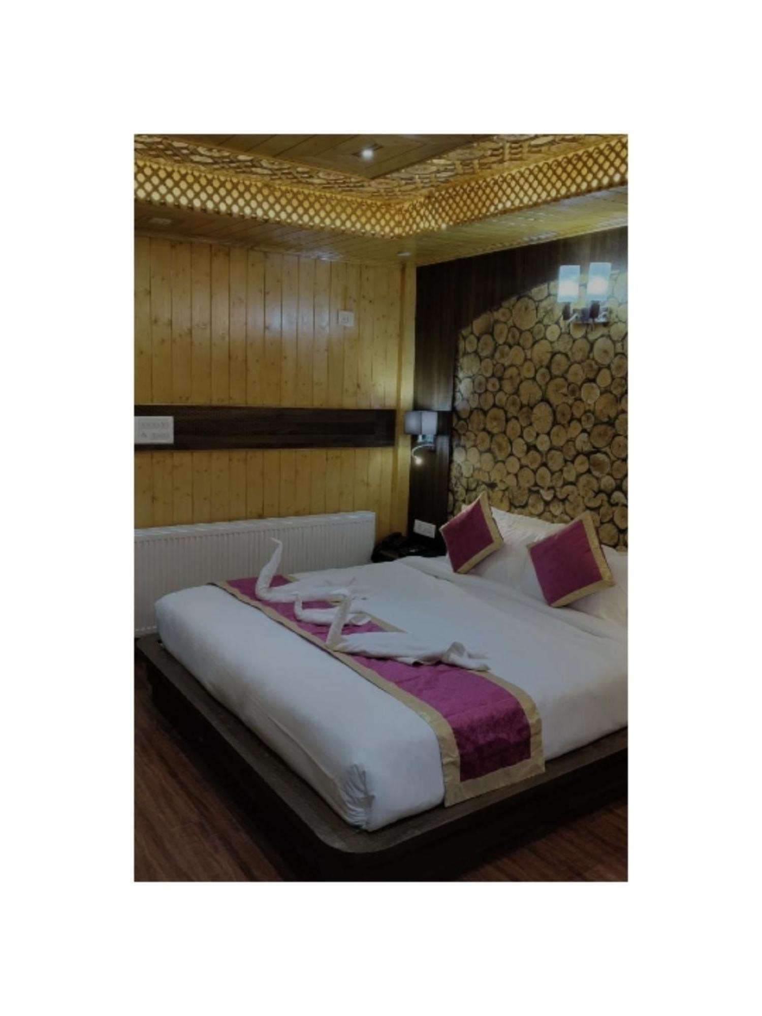 Hotel Shanu Premium Gulmarg Exterior foto